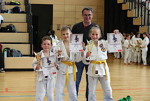 Judokas erfolgreich beim 6. Int. Ursapharm Cup 2022